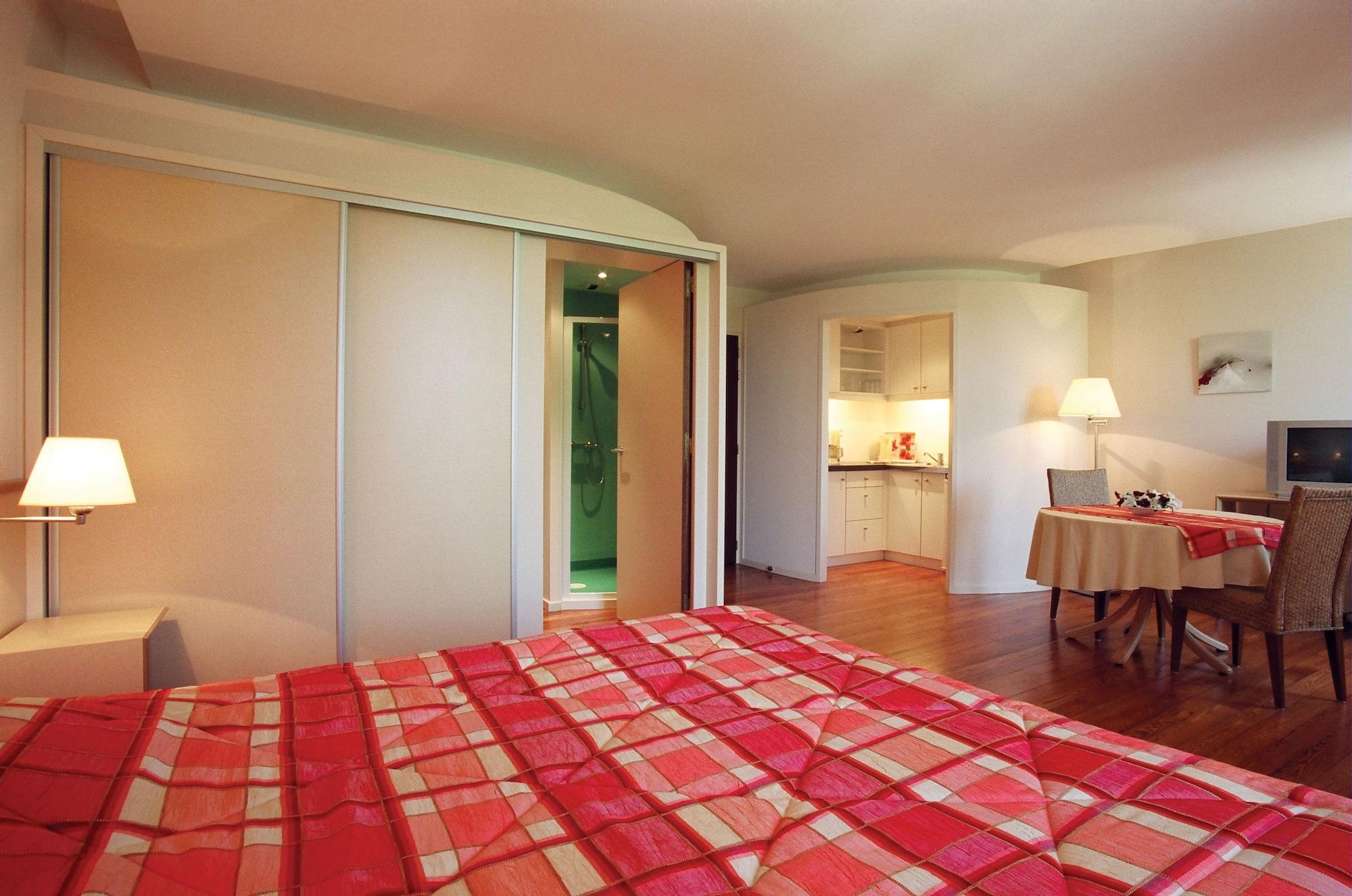 Hotel Cerise - Les Sources Luxeuil-Les-Bains Cameră foto