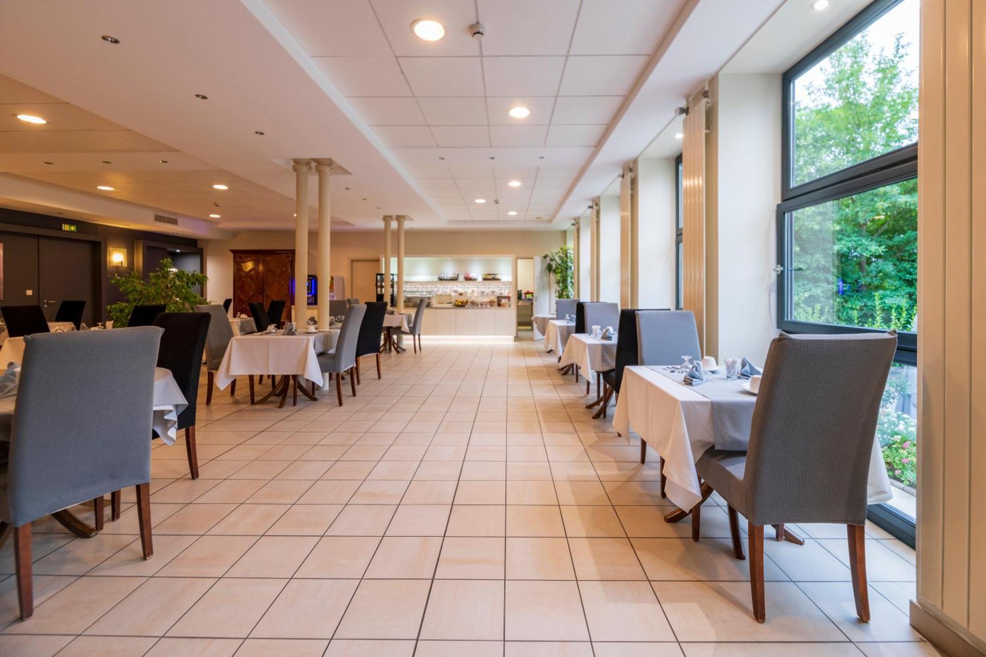 Hotel Cerise - Les Sources Luxeuil-Les-Bains Exterior foto